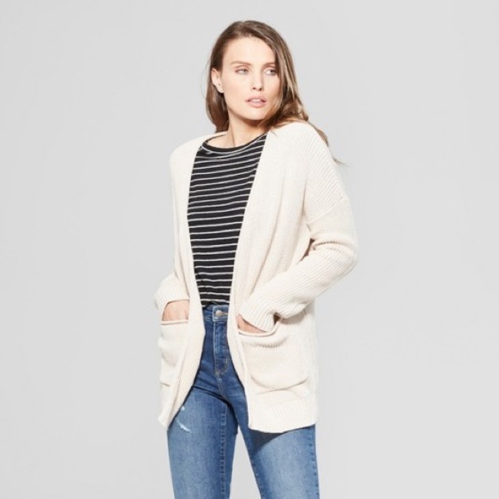 Creme Cardigan